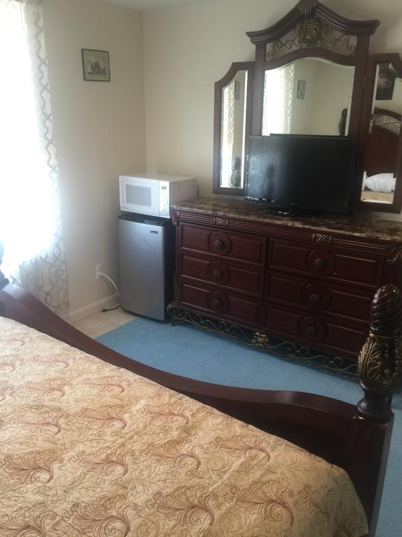 ويسترلي Misquamicut Beach Front Inn المظهر الخارجي الصورة
