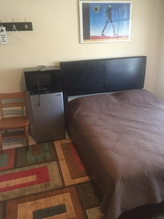 ويسترلي Misquamicut Beach Front Inn المظهر الخارجي الصورة