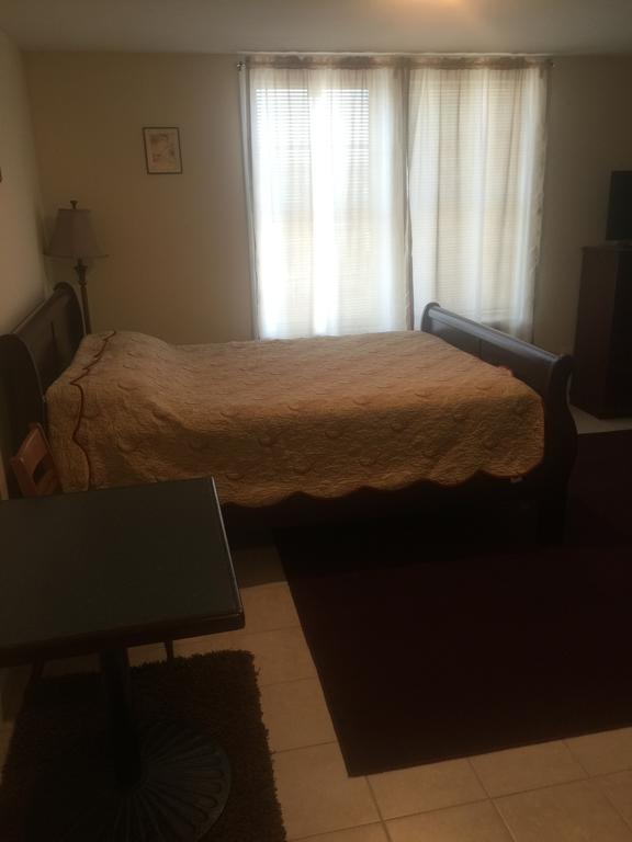 ويسترلي Misquamicut Beach Front Inn المظهر الخارجي الصورة