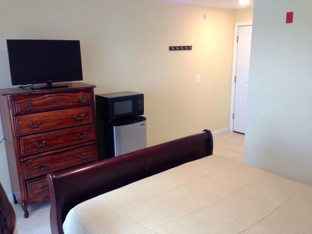 ويسترلي Misquamicut Beach Front Inn المظهر الخارجي الصورة