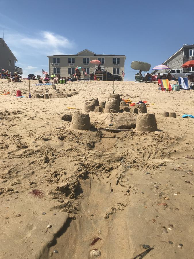 ويسترلي Misquamicut Beach Front Inn المظهر الخارجي الصورة