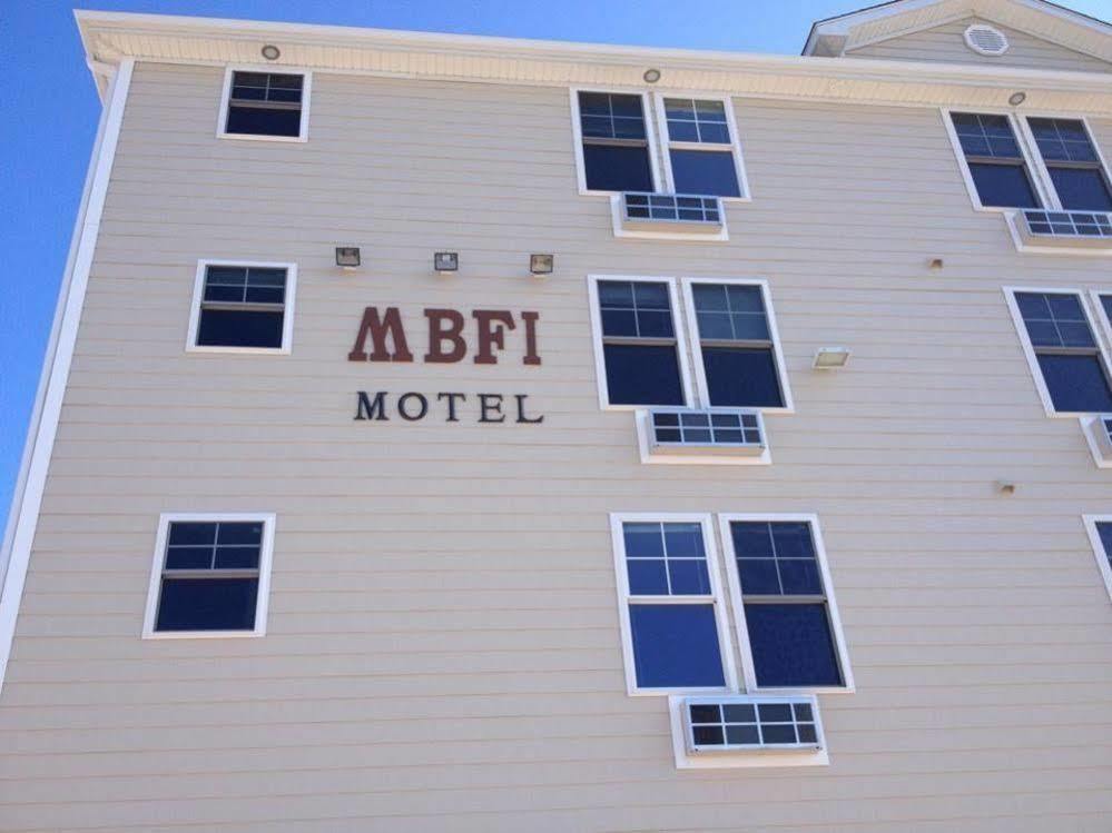 ويسترلي Misquamicut Beach Front Inn المظهر الخارجي الصورة